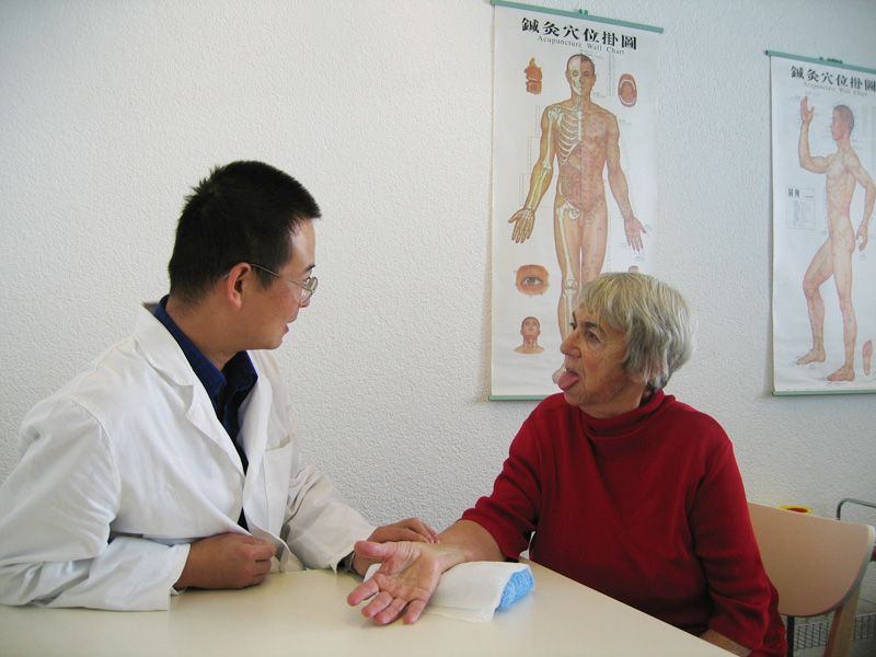 SinoQi TCM Zürich - Zungendiagnose